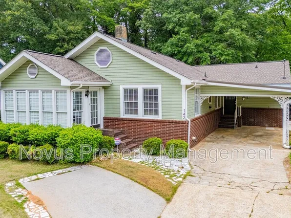 142 Oak Ave, Carrollton, GA 30117