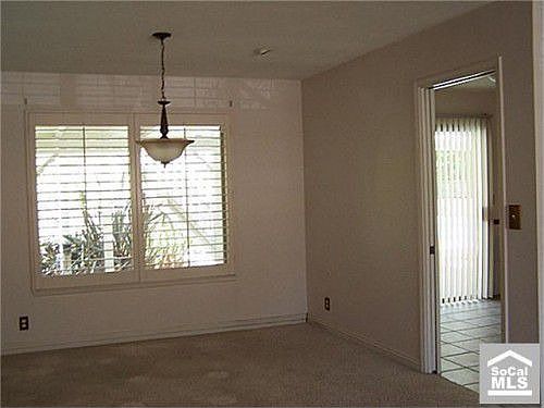 4th image of 481 S Westridge Cir