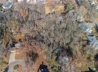 Moss And Eugene Field Ave, Saint Joseph, MO 64505