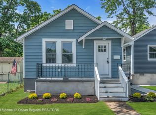 234 Seabreeze Ave, Middletown, NJ 07748