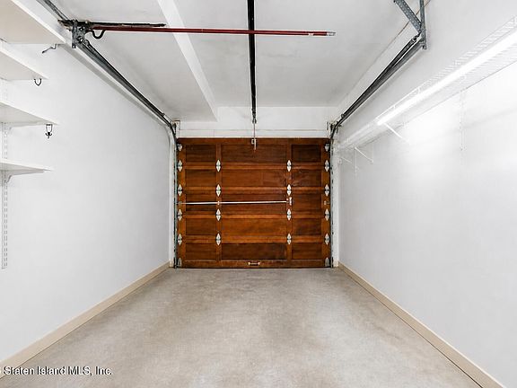 3rd image of 3534 Amboy Rd APT C