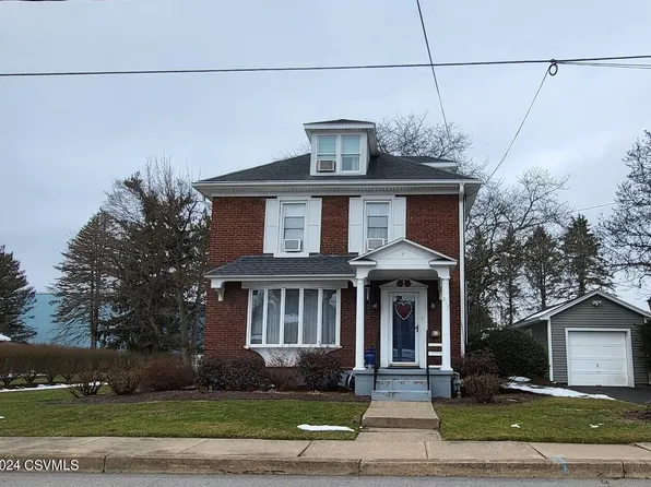 217 W 9th St, Bloomsburg, PA 17815