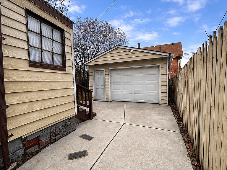 6407 Dibble Ave — Photo 28