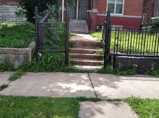 1952 Burd Ave, Saint Louis, MO 63112