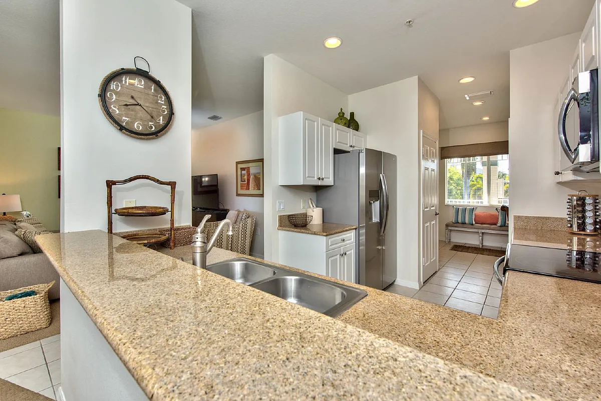 Photo 1 of 17 - 7940 Mahogany Run Ln #623 - Naples, FL Primary Photo - 7940 Mahogany Run Ln #623
