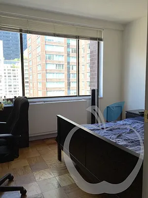 Rented by HOME RESIDENTIAL LLC | media 32