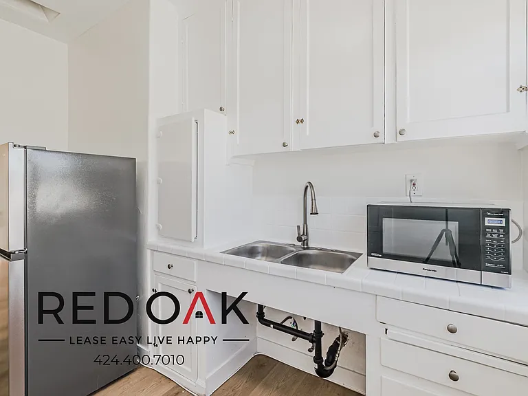1274 S Mullen Ave #1272-1/4 — Photo 10