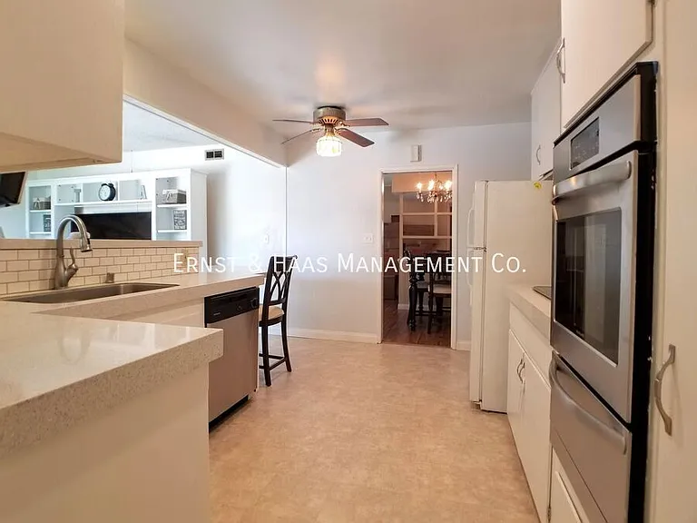 7619 Suva St — Photo 15