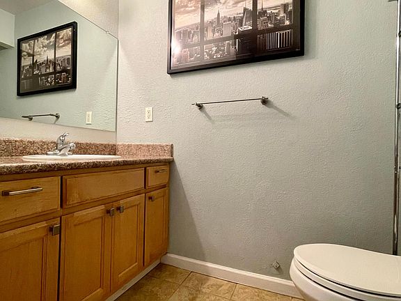 3rd image of 2585 Melissa Ct