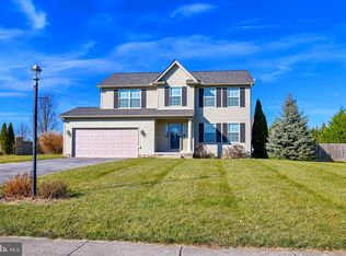94 Meadowview Ln, New Oxford, PA 17350