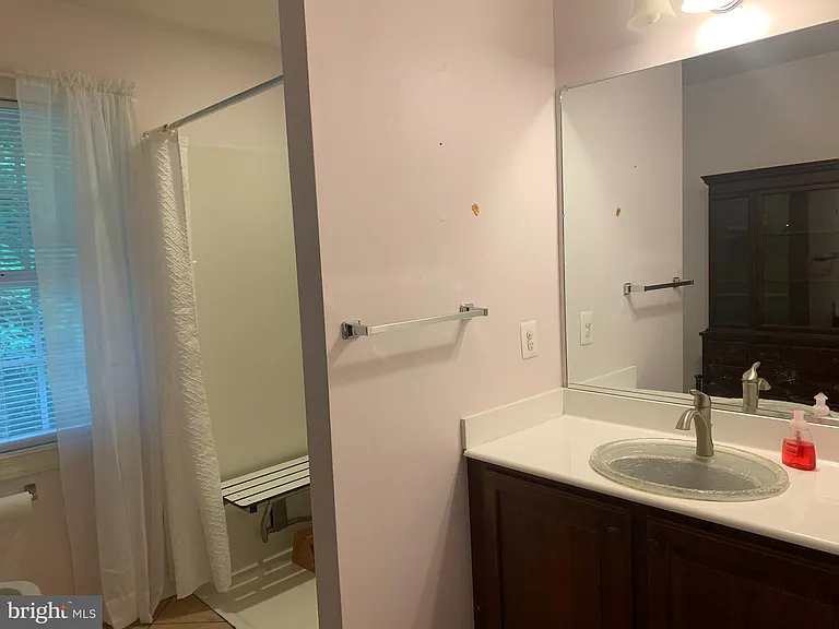 10701 Whispering Way — Photo 21