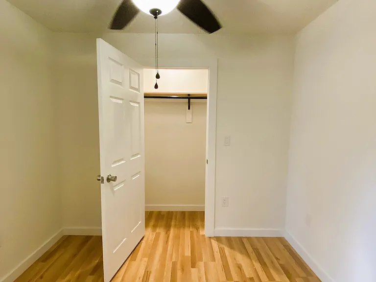 201 Harmons Way #B — Photo 34