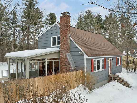 3rd image of 18 Ridgecrest Drive