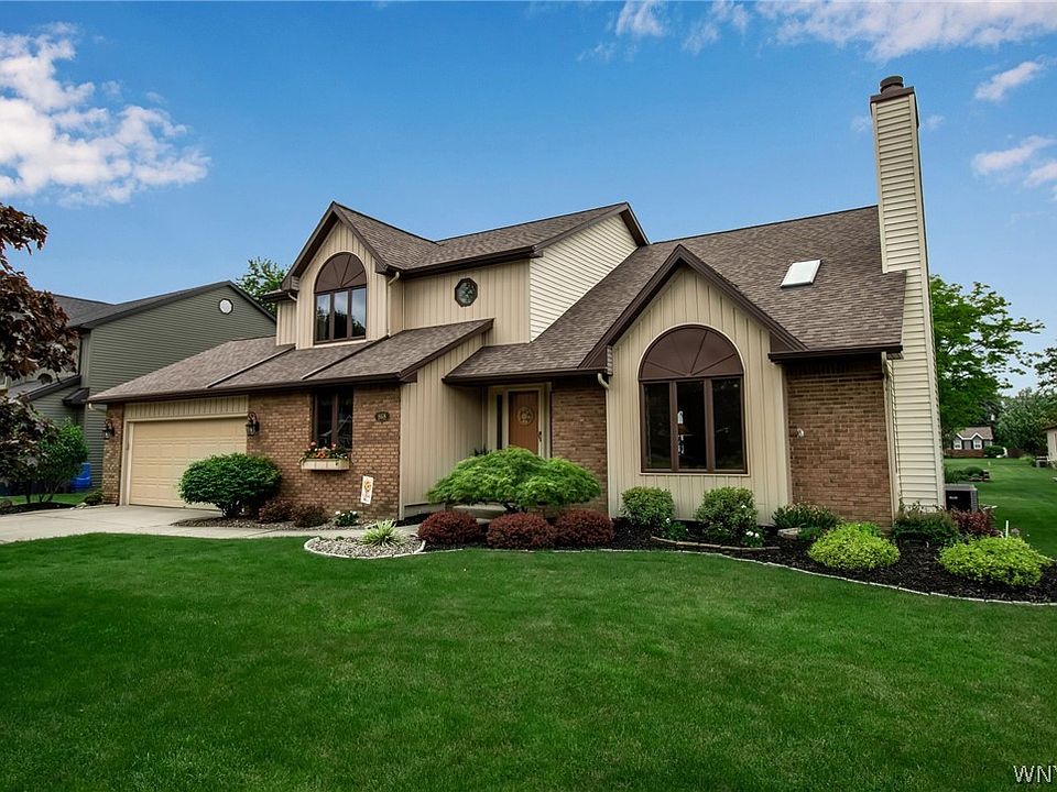 1st image of 868 Carter Creek Dr