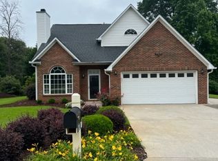 311 Pheasant Ridge Dr, Taylors, SC 29687