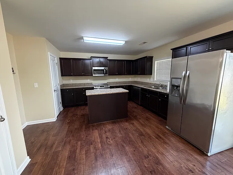 3556 Jetstream Dr NW — Photo 5