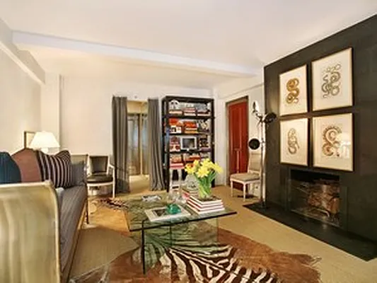 Sold by Corcoran | media 23