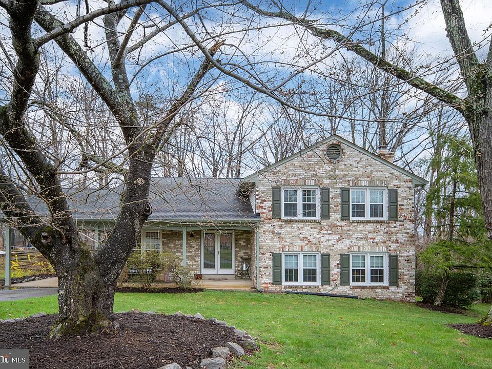 1st image of 12335 Oakwood Dr
