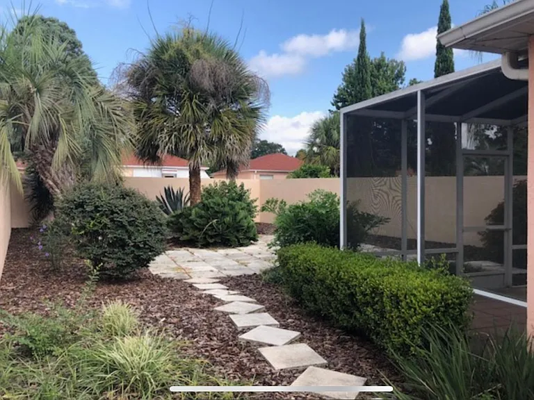 916 Mendoza Blvd — Photo 14