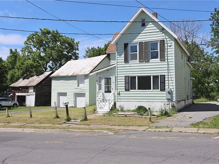 318 W Hoard St — Photo 3