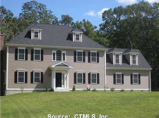 86 Williamsburg Rd, Higganum, CT 06441