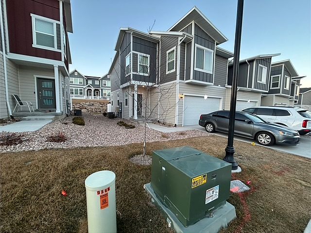 1st image of 928 W Sunspear Dr