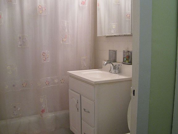 4th image of 333 E 30th St APT 16D