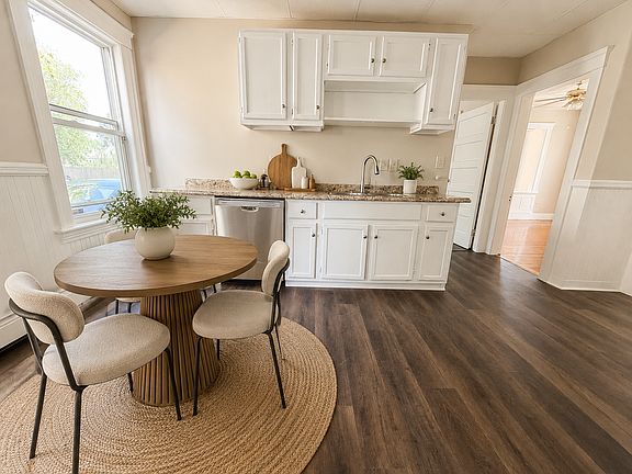 3rd image of 10 Lawnfair St #1