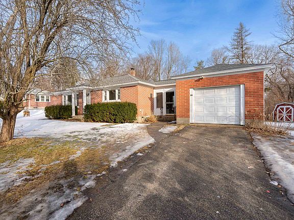 2nd image of 28 Saint Anselms Dr