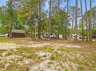 87 Juniper Dr, Freeport, FL 32439