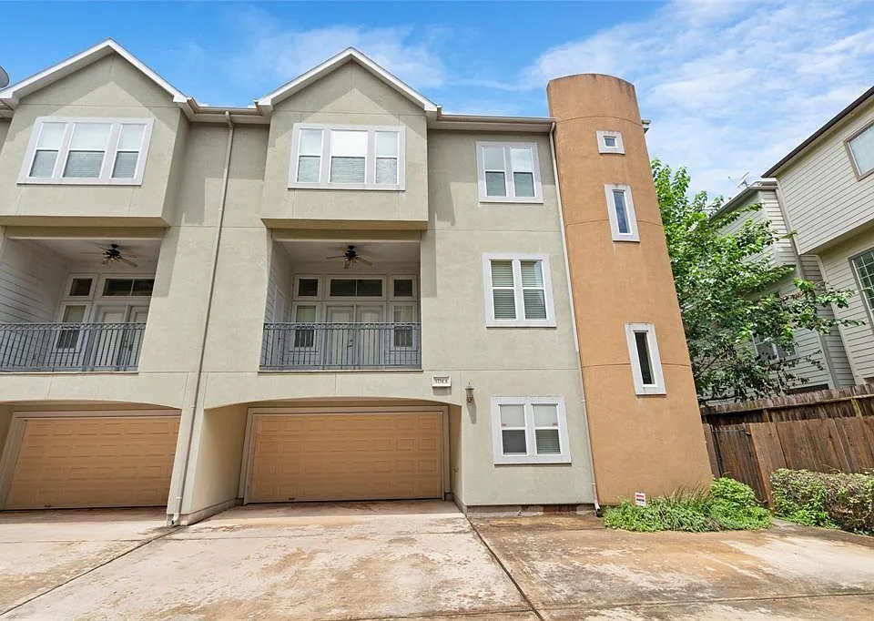 5734A Kansas St