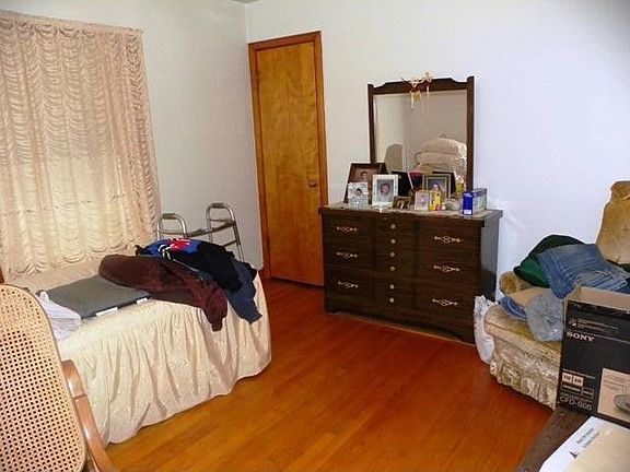 4th image of 3756 N Harlem Ave