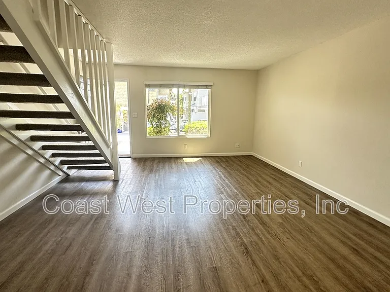 120 Phoebe St #7 — Photo 11