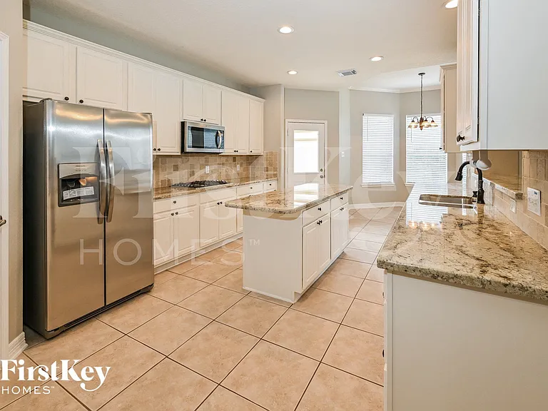 17714 Meadow Crossing Ln — Photo 6