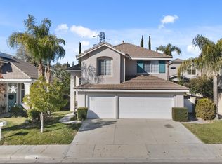 27941 Sunset Hills Dr, Valencia, CA 91354