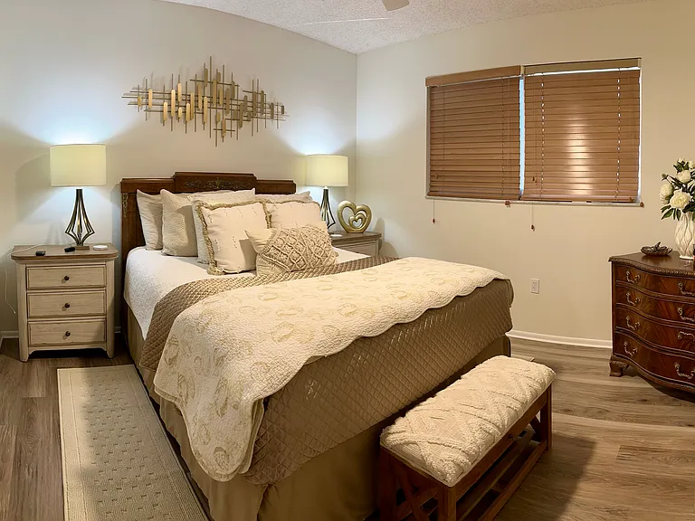 5435 Rattlesnake Hammock Rd #204E — Photo 14