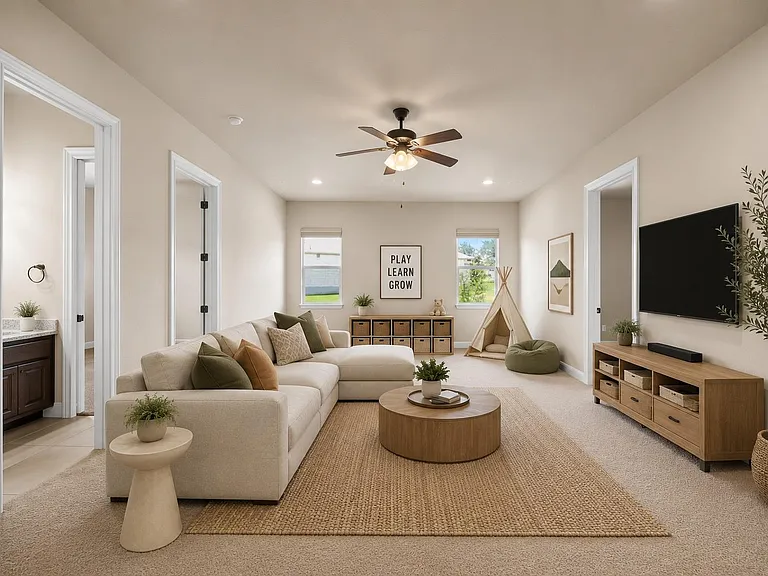 900 Hawthorne Loop — Photo 14