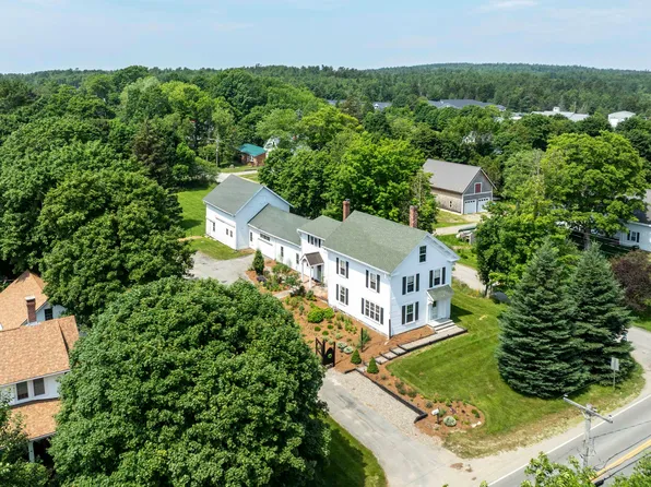 32 Broadway, Machias, ME 04654