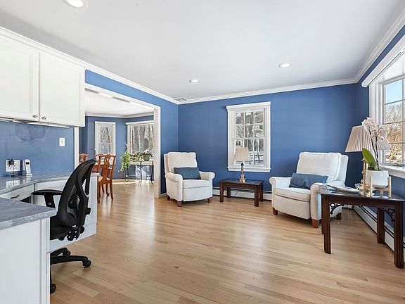 4th image of 3 Nobscott Rd