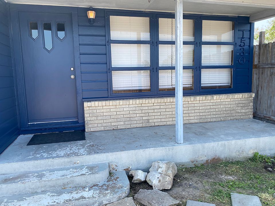 1st image of 1530 Daly Dr #A