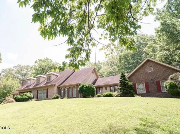 102 Redbud Dr, Clinton, TN 37716