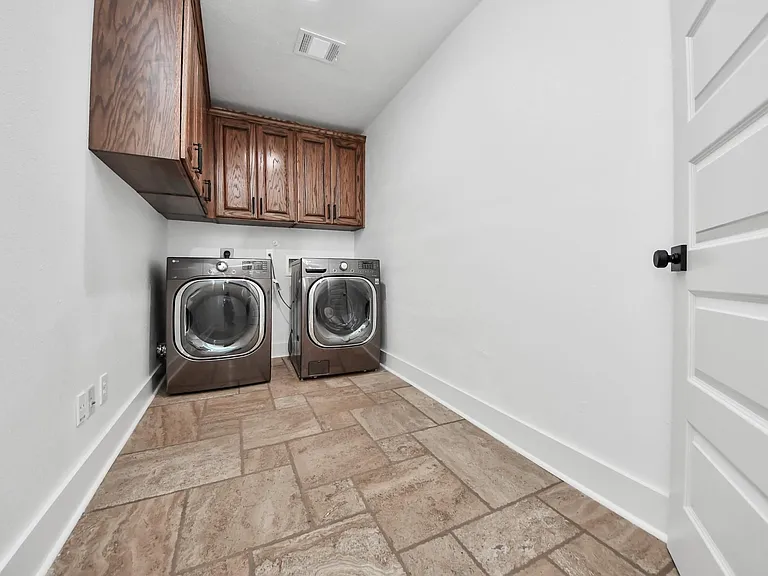 4631 Mi Castillo Ct — Photo 16