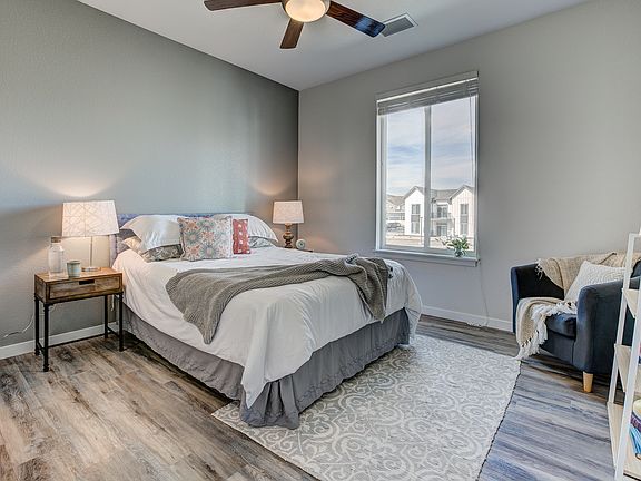 4th image of 9-202 W Horsetooth Rd #9-202