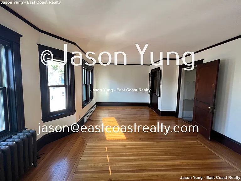 8 Saint James St #8 — Photo 18