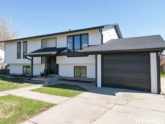 1149 W 2200 N — Photo 2