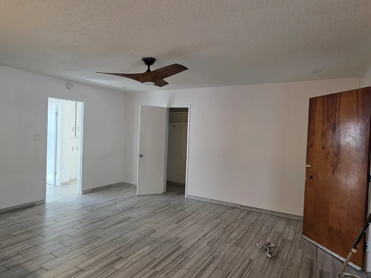 2 bed, 826 sqft, $2,850 — Photo 3