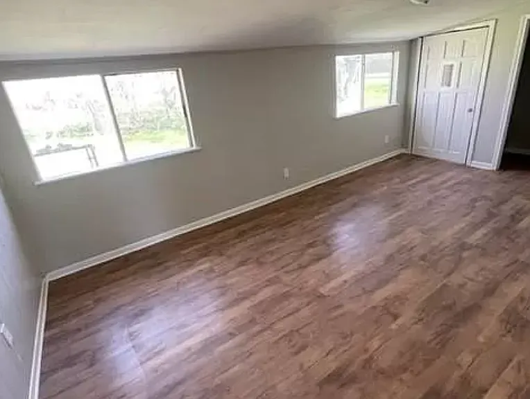 1136 Sunset Rd — Photo 5