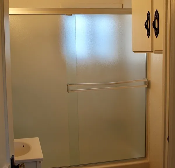 20 Graham Ave #5 — Photo 7