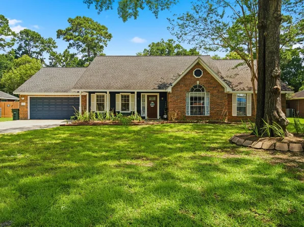 423 E Oak Hill Dr, Spring, TX 77386