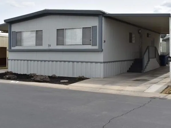 1001 Sylmar Ave #39, Clovis, CA 93612